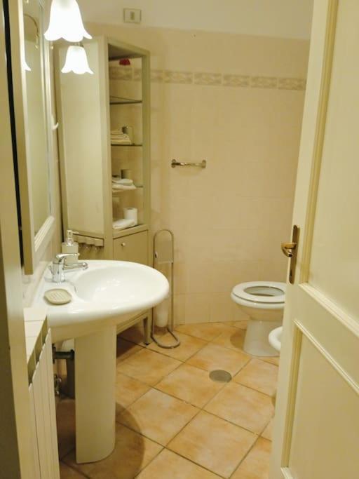Bebadamo Ed Eva Apartment Villaggio del Fanciullo Екстериор снимка